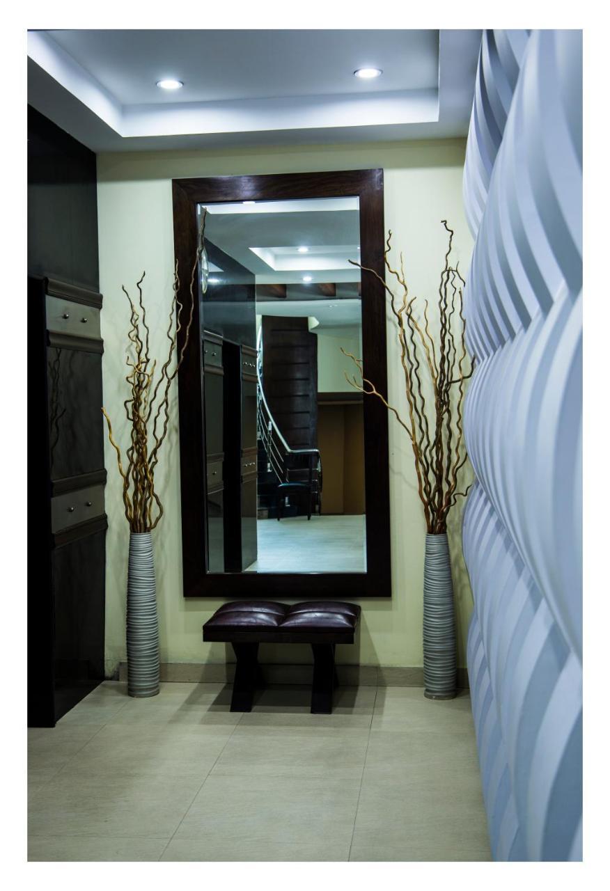 Hotel Akbars Kinara Сиалкот Экстерьер фото